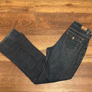 Woman’s 512 Levi’s